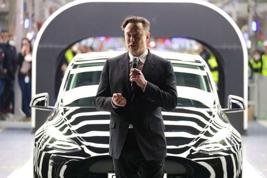 Главният изпълнителен директор на Tesla Илон Мъск загуби ключово дело