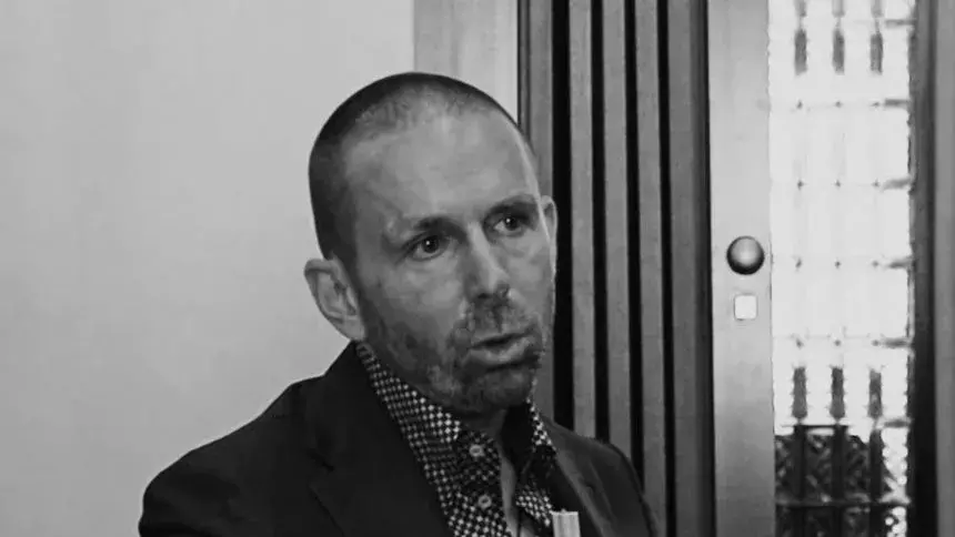 Мартин Божанов - Нотариуса е бил собственик на частен клуб за магистрати