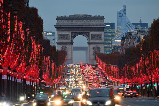 Париж ще въведе специална тройно по висока тарифа за паркиране на