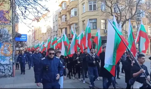 Луковмарш се проведe, въпреки че кмет, МВнР и партии са против (Обновена)