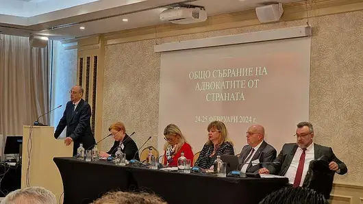 Адвокатите искат пълно разследване на сигналите за "паралелно правосъдие"