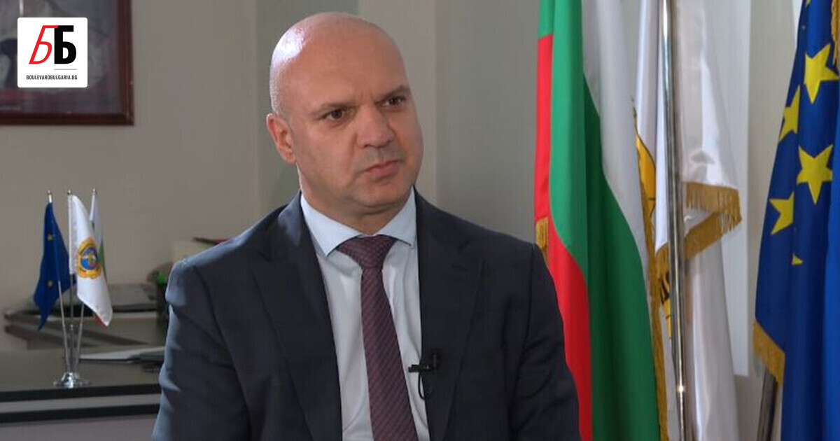 Освен към съдия Владислава Цариградска, заплахи има и към ротационния