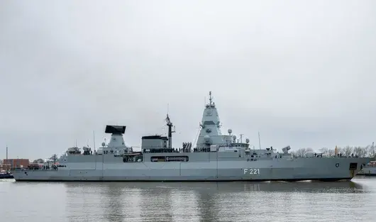 Германска фрегата в Червено море успя да отблъсне атака на хутите