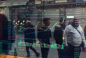 Биткойн се срина и е напът да отчете най-слабата си седмица от 2022 г.