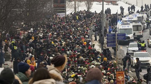 Погребението на Навални - последният голям протест на опозиционера