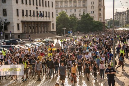 Многохиляден протест в София в защита на "Натура 2000"