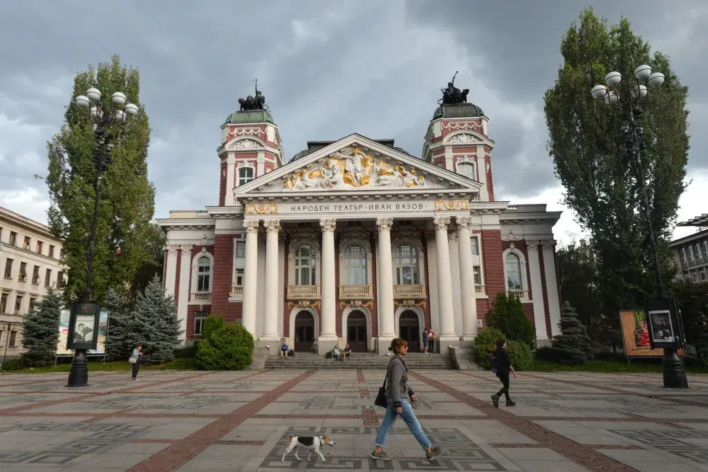 Народният театър привлича младежи с билети от 5 евро