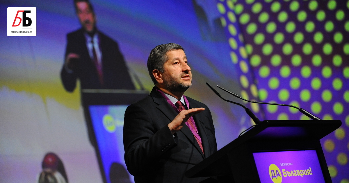 Председателят на Да, България Христо Иванов подаде оставка, която е