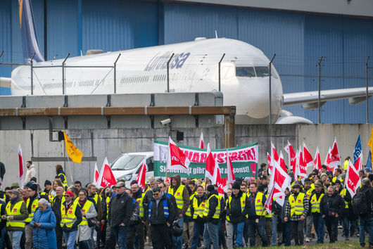 Нова стачка на две от най натоварените летища в Германия ще