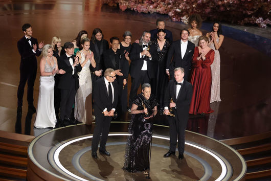 "Опенхаймер" триумфира на Оскарите, първа статуетка за Украйна и втора - за Ема Стоун