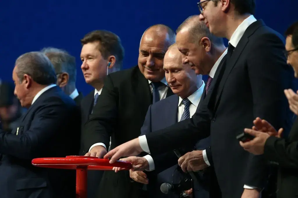 Как Русия ръководи "неформално" пропагандата за "Турски поток" в България