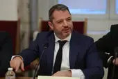 Властта пуска ДАНС да решава кой може да купи "Лукойл" и кой не