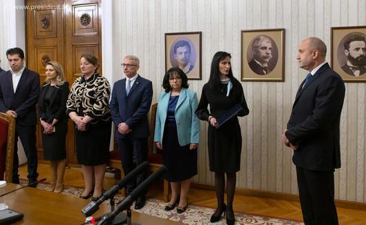 Мария Габриел ще върне проучвателния мандат на президента Румен Радев