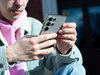 Смартфонът на Samsung, който разбива мита "ОМГ, ти си с Android?"