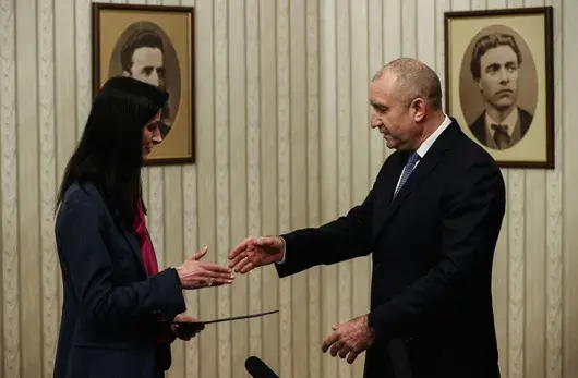 Когато часовникът спря: Кога ще се гласува кабинет
