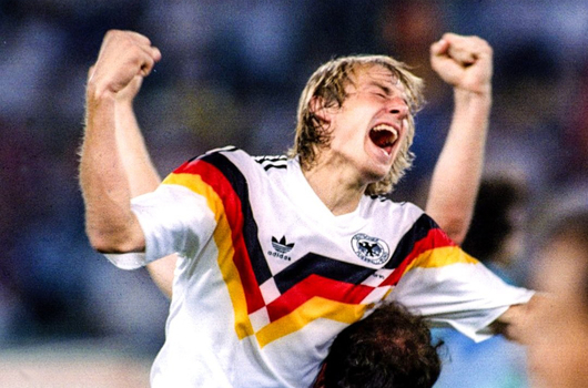 Adidas и националният футболен отбор на Германия се смятат за