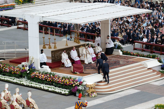 Католическият Великден e. Папа Франциск призова да спрат ветровете на войната (Обновена)