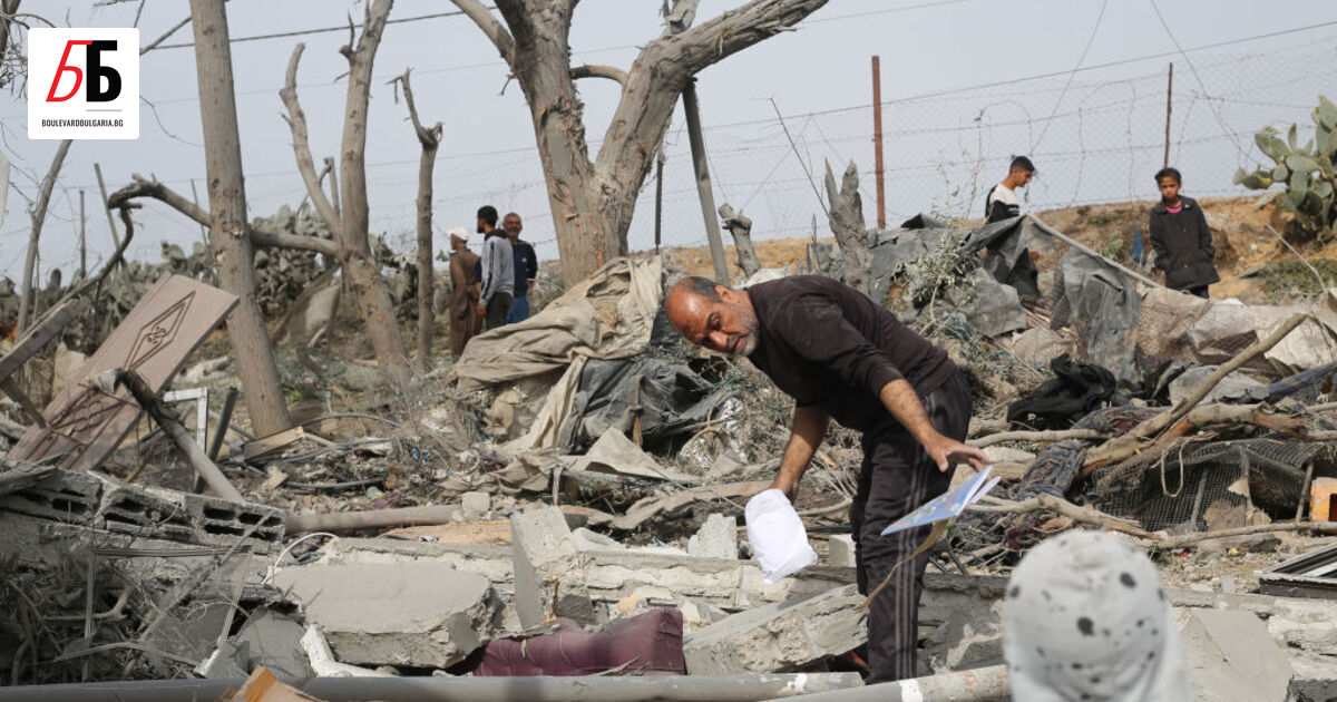 в 8:30 часа сутринта местно време. Това съобщи говорителят на