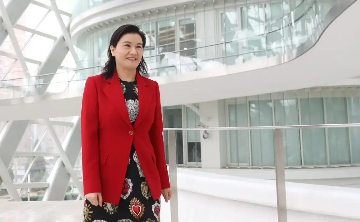 9. Джоу Ку Унфей