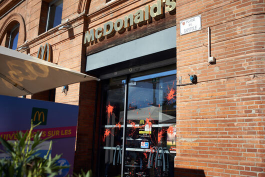 Войната в Газа засегна пряко продажбите на McDonald s още