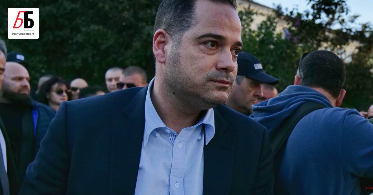 Служебният министър на вътрешните работи Калин Стоянов е завел граждански