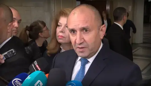 Радев: Неприемливо е невъзможната победа над Русия да се представя като единствен изход