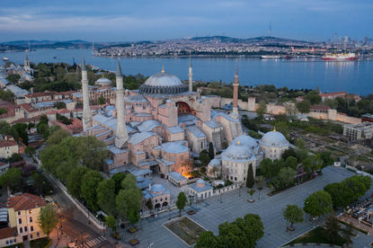 Държавният съвет на Турция реши: Няма пречки "Света София" да стане джамия