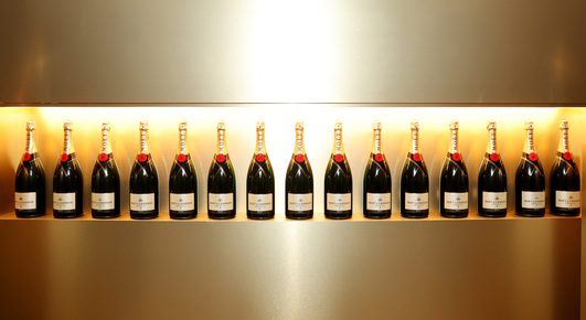 LVMH отчете значителен спад в продажбите на шампанско и коняк