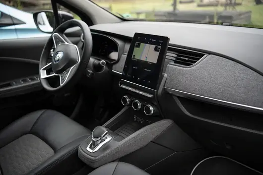 Renault запазва лидерската си позиция: ZOE е най-продаваният електромобил в Европа за 2020