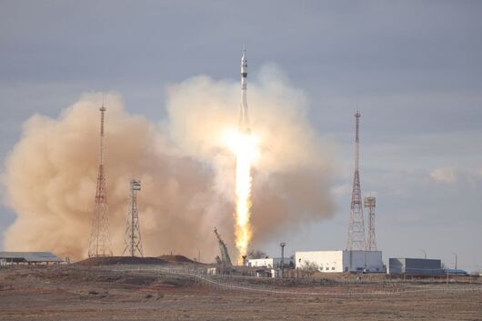 Русия е изстреляла сателит за който се смята че може