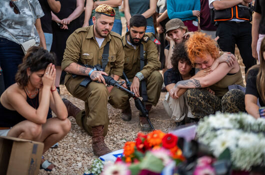 Израелските военни съобщиха че са открили телата на трима заложници