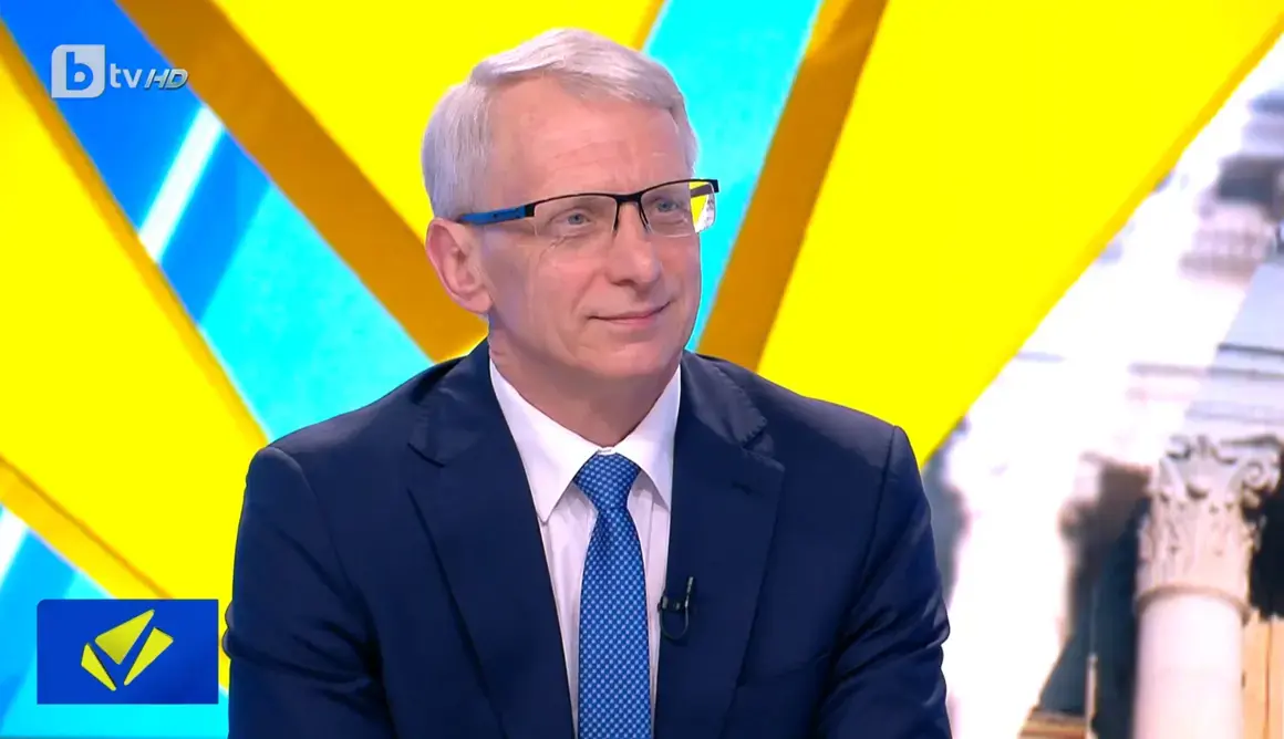 Денков: Нали Борисов иска да е премиер. Билбордовете са реклама и за него