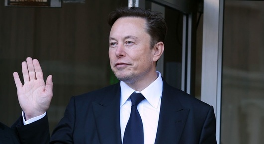 Акционерите в Tesla одобриха рекорден бонус за Мъск, той заяви, че ги "обича"
