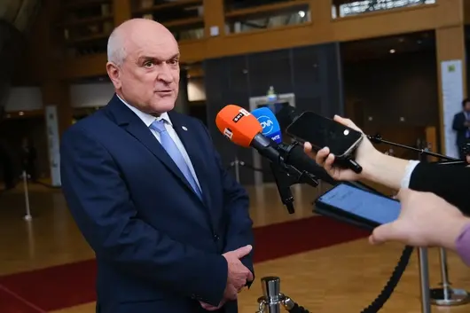 Главчев от Брюксел: Би било добре следващата седмица тук да е редовен премиер