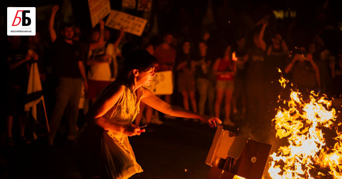 Хиляди излязоха по улиците на Йерусалим на мащабна демонстрация с