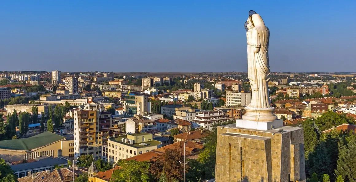 В София не може, в Хасково не е проблем. Цените за зона и там скачат - с вот от ГЕРБ и ДПС на Пеевски
