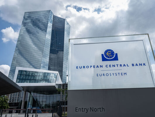 Очаква се Европейската централна банка да информира София днес че