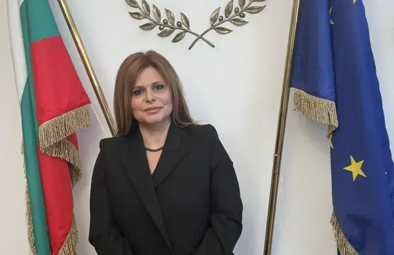 ДПС изключи зам.-председателя си Айсел Руфад от парламентарната си група