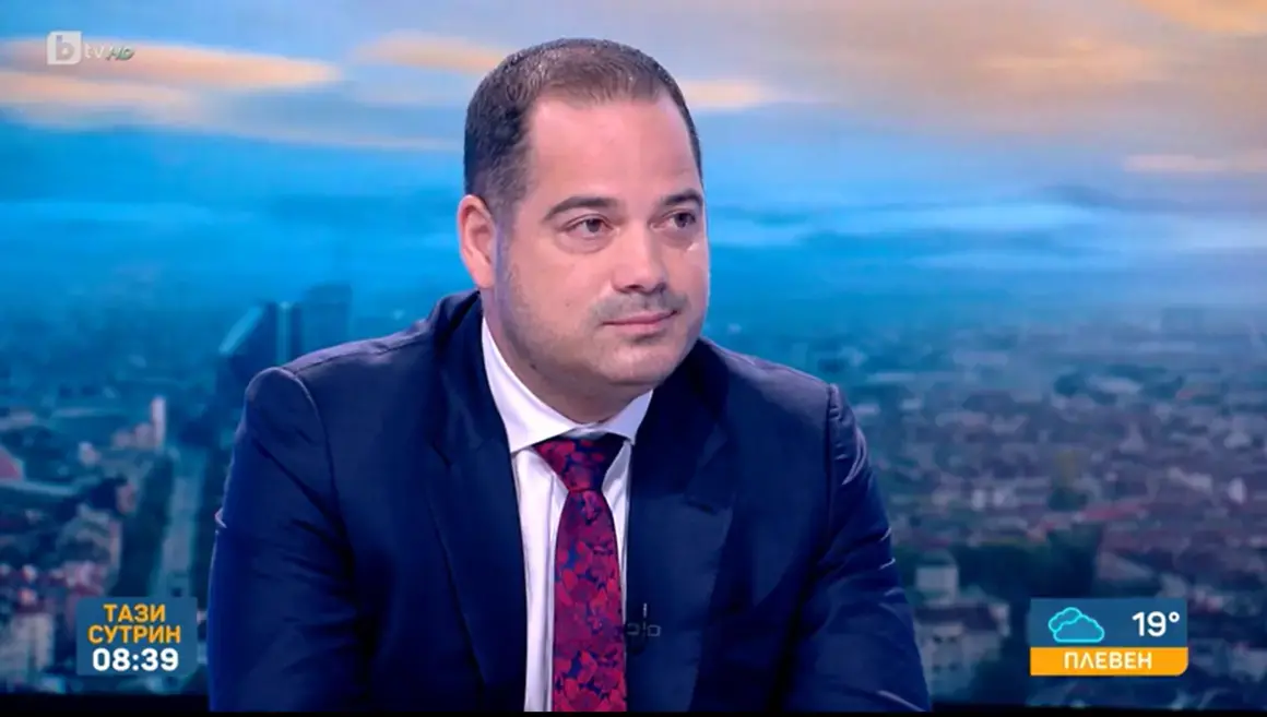 Калин Стоянов се включи по спешност по bTV, за да атакува управата на София