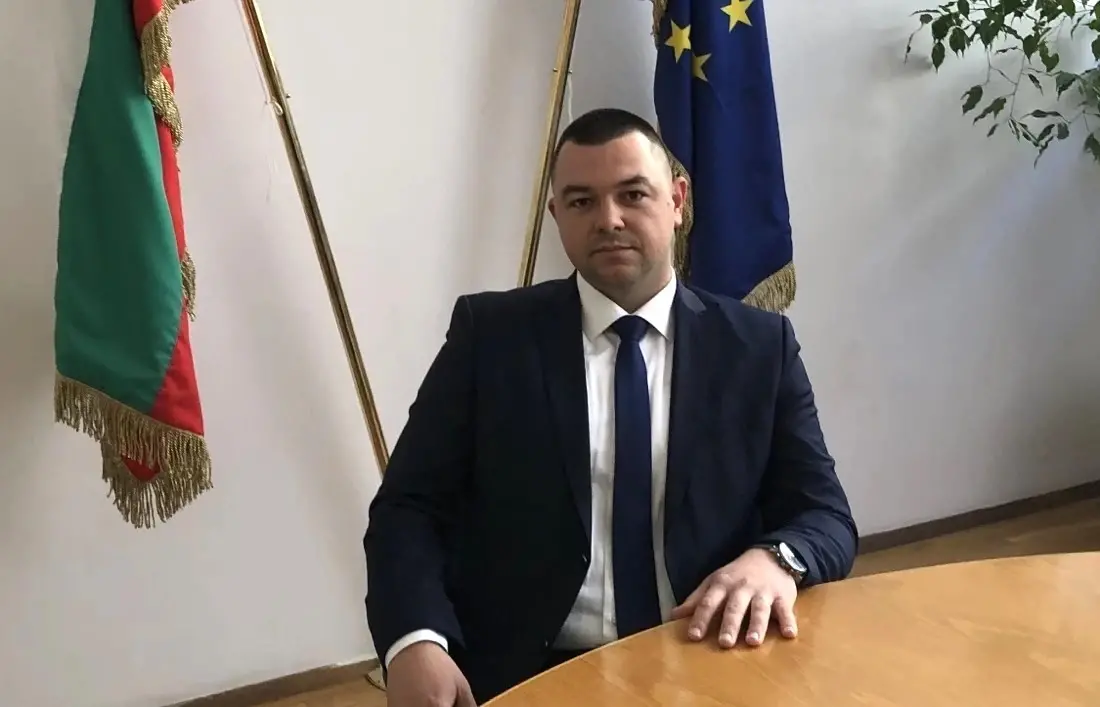 Главчев уволни още 5 души в областните управи и назначи нов кадър на ДПС