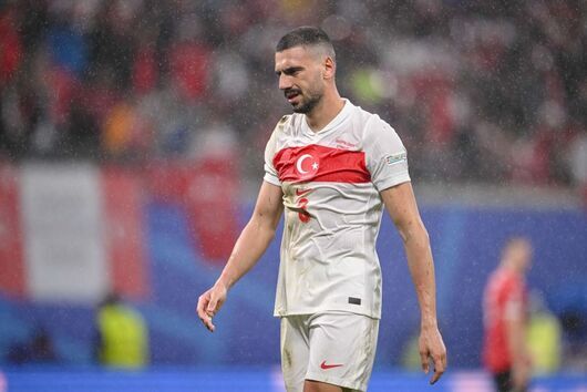 УЕФА отстранява турския голмайстор Демирал за два мача от Евро 2024 след скандал