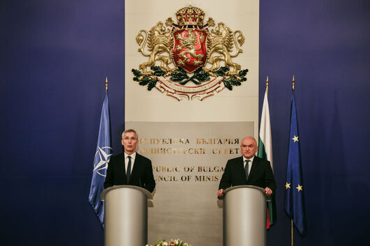 Кое в позицията на България за срещата на НАТО толкова притеснява президента?