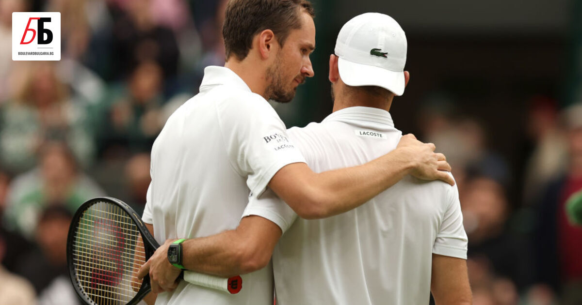 Срещата между Григор Димитров и Даниил Медведев започна отлично за