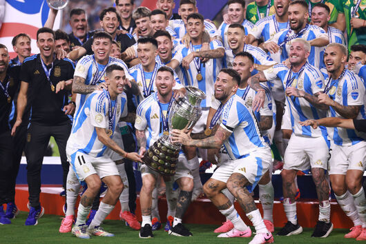 Аржентина триумфира на "Копа Америка" за 16-и път