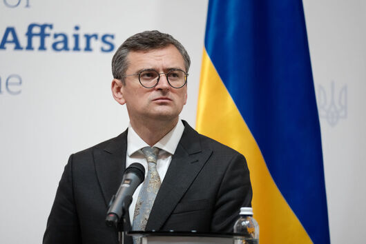 Украинският външен министър е на необичайно посещение в Китай