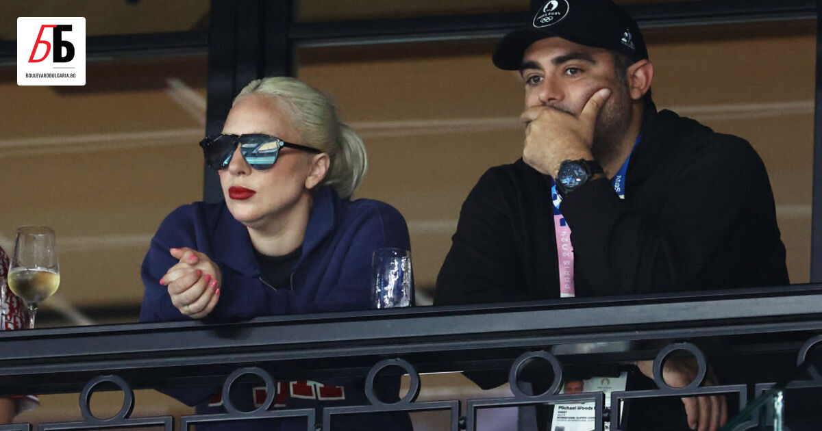 Певицата и актриса Лейди Гага е сгодена за своя дългогодишен