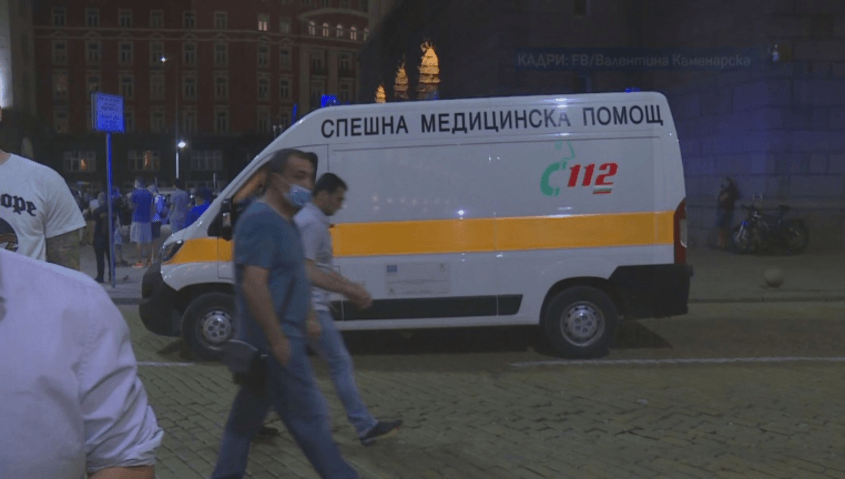 Студент по право приет с комоцио в "Пирогов" след протеста на 10 юли