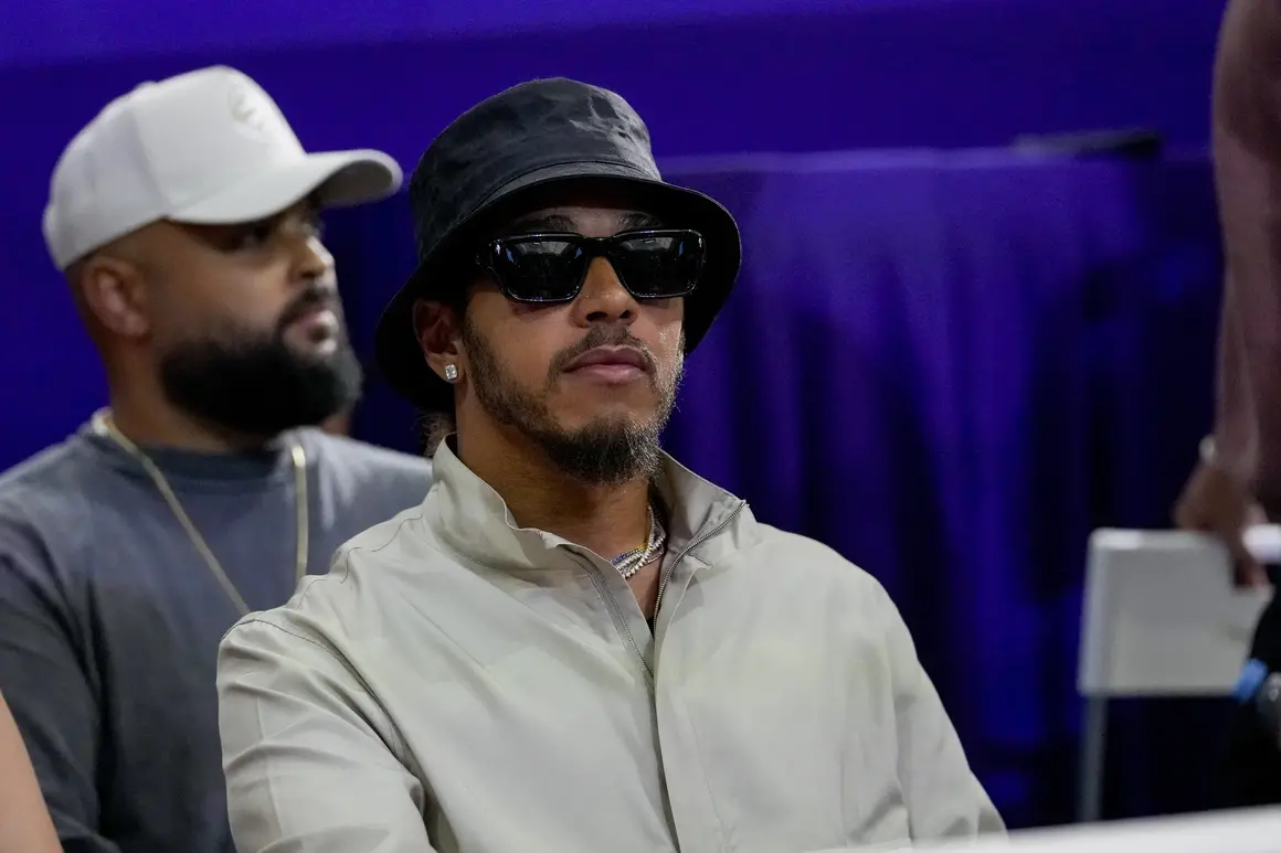 Люис Хамилтън 