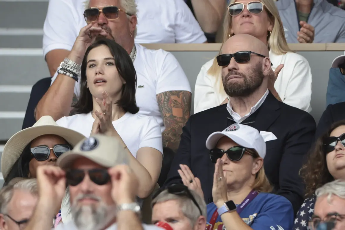 Джон Траволта с дъщеря си