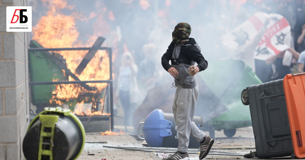 Двама англичани на 26 и 28 години са осъдени да